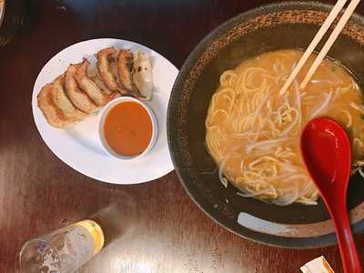 ラーメン・餃子専門店 八茶坊