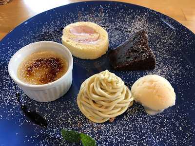 カフェレストラン こもれび