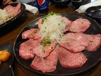 炭火焼肉 やまもと 