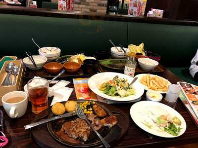 ガスト 宜野湾長田店