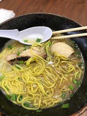 牛骨白湯ラーメンまんどぅ家