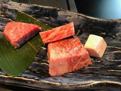 和牛厨 ふか尾