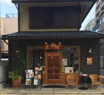 パパジョンズ六角店