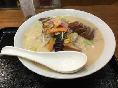 リンガーハット KITTE博多店