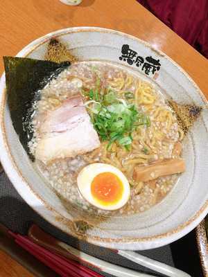 越後秘蔵麺 無尽蔵 かめだ家