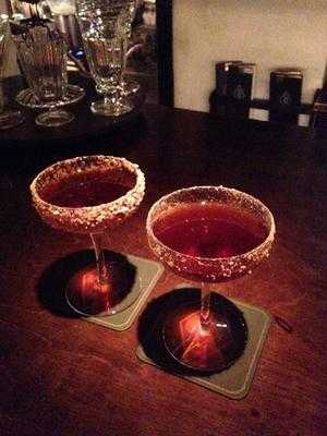 コーヒー/バー トラム