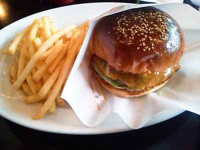 ゴールデンブラウン