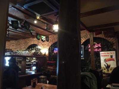 ブリティッシュ パブ モーリス