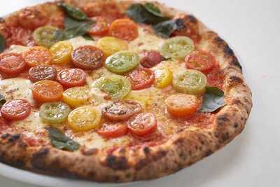 ぶどう酒食堂さくら