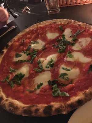 セラフィーナ ニューヨーク 丸の内店