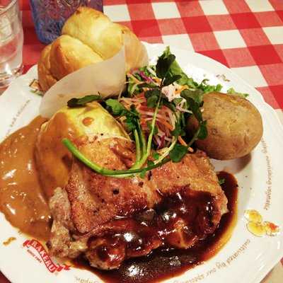 ラケル宮益坂店