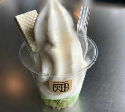 ＣＨＩＬＬＯＵＴ＆ソフトクリーム畑　高岡店