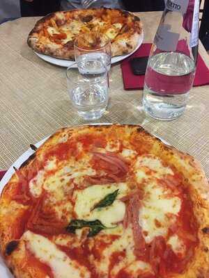 Pizzeria A'Tarantella, Milano