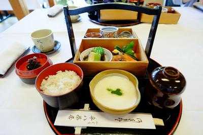 山ばな 平八茶屋