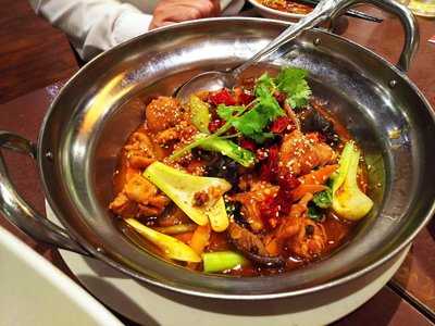 路地裏本格中華 陳家私菜 新宿店