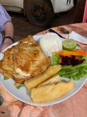 Tom's