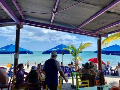 Pipa's Beach Bar & Restaurant