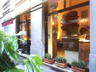 Parisfal Bar con Cucina, Milano