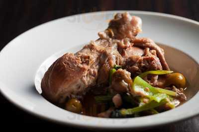 ワインバー　ズッケロ