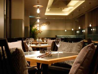 クロスフィールド ウィズ テラスラウンジ