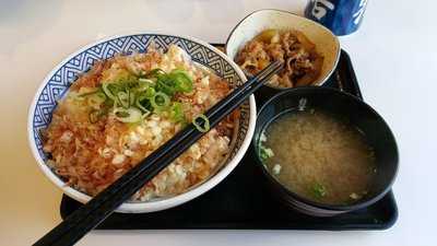 吉野家 新宿南口店