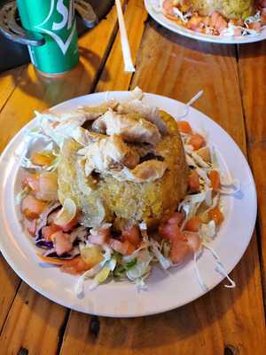 El Mofongo Parrillero Bar & Grill