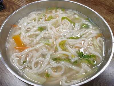 조교칼국수