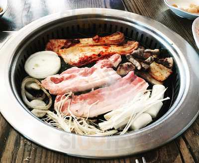 돈토삼겹살 menu