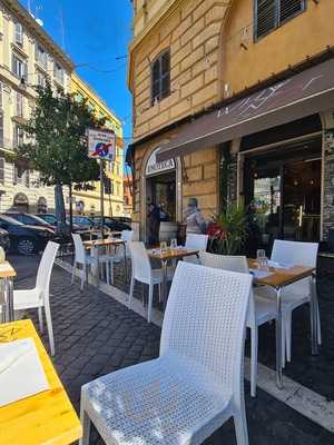 Living Room, Milano