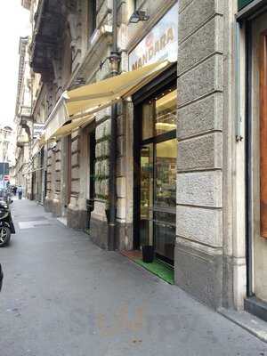 Mandara Gastronomia Napoletana, Milano