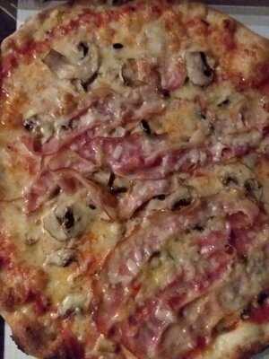 La Pizzaccia