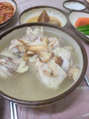 두메산골
