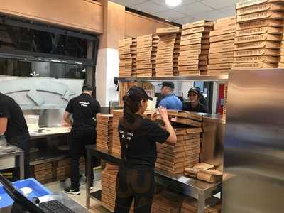 Domino's Pizza, Milano