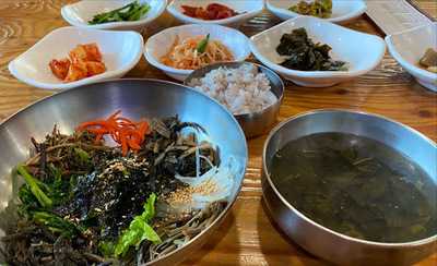 산마을식당