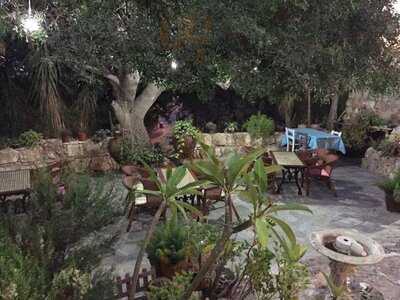 Magic Garden Restaurant