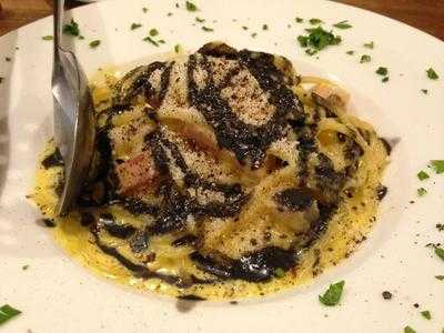 ピッコロモンド・ヤマダ本店