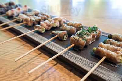 とらくまもぐら