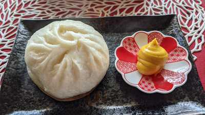 ぶたまん屋さん