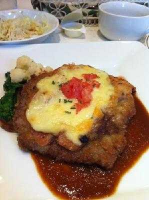 ダイニングモーリ