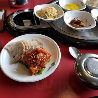 놀부부대찌개철판구이