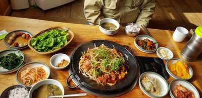 옛날엄마손맛집