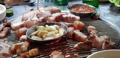 불타는연탄구이