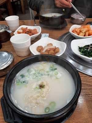 본가한우설렁탕