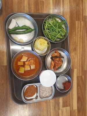 아바이순대국