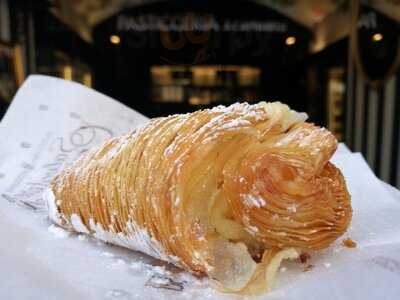 Pasticceria Capparelli, Napoli