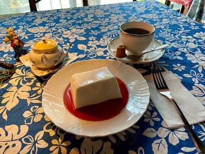 Cafeヌーベル 遠い雲の下