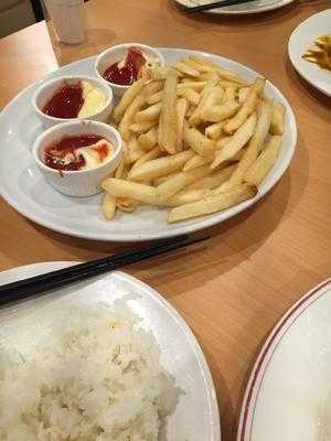 ガスト 鶴見緑地公園店