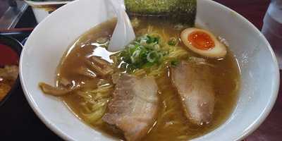 旭屋食堂