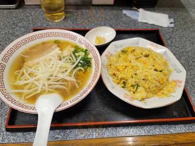 三輝中華料理店