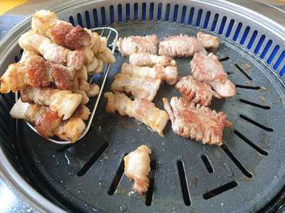 돼지만왕소금구이